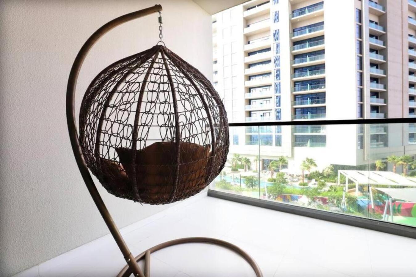 Brown Stone - Pool & Skyline View Aykon Appartement Dubai